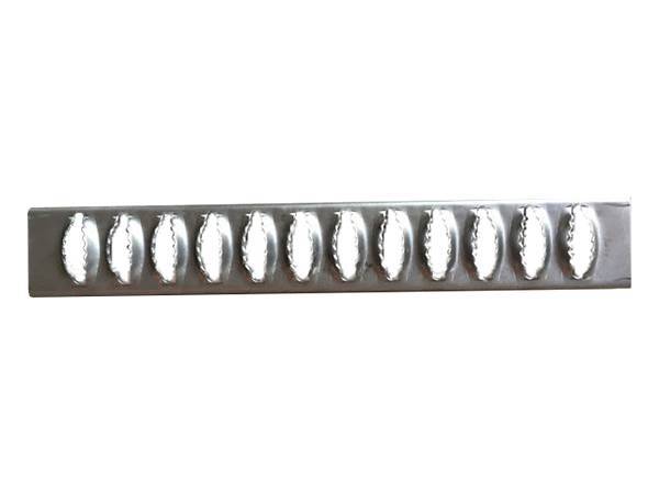 There is a standard grip strut ladder rungs.