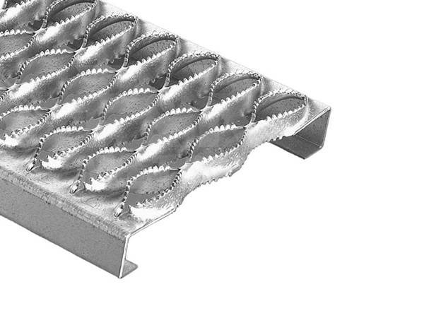 There is a heavy duty diamond-strut safety grating.