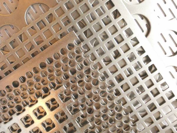 There are two pieces of perforated steel sheets with different hole shapes.